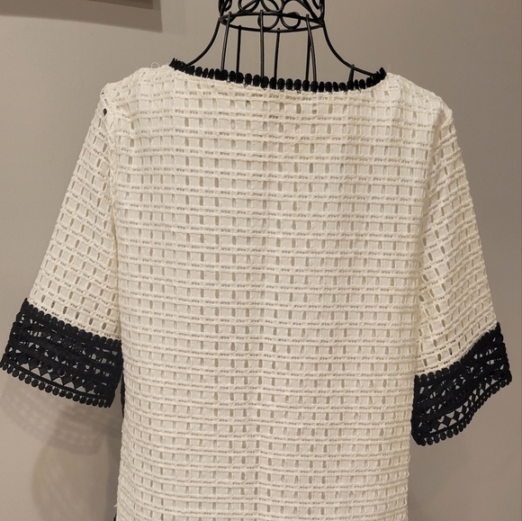 BANANA REPUBLIC EYELET TOP Size S - Picture 8 of 11